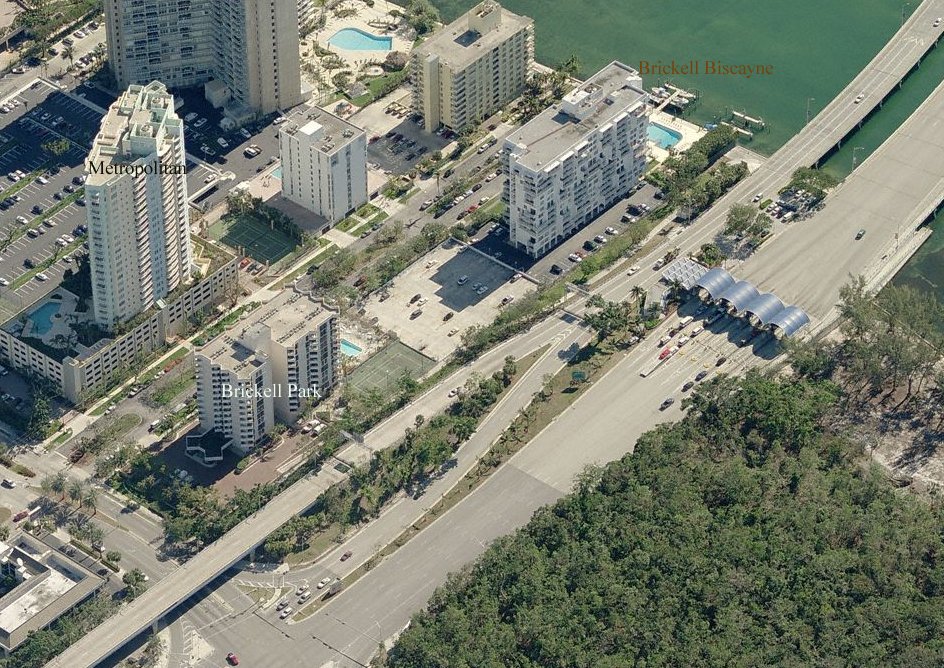 Aerial photo of Brickell Park