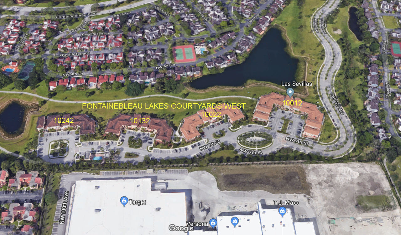 Aerial photo of Fontainebleau Lakes Courtyards West