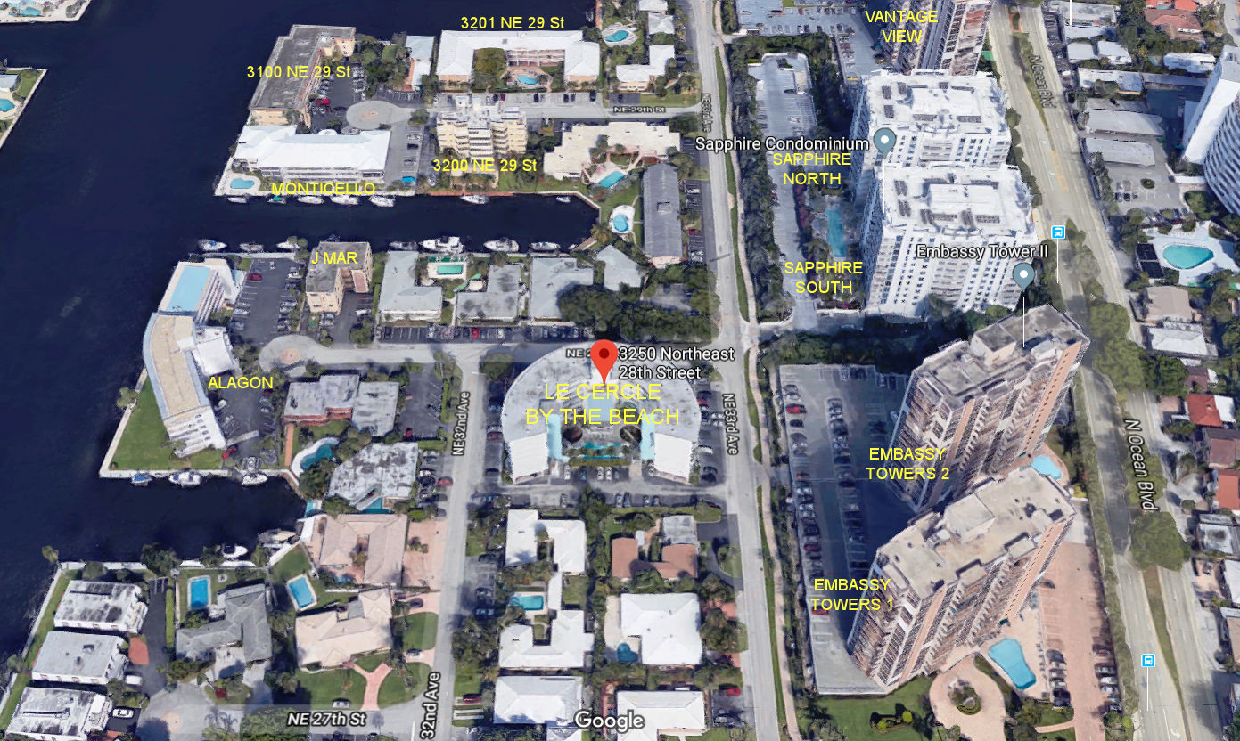 Aerial photo of Le Cercle by the Beach