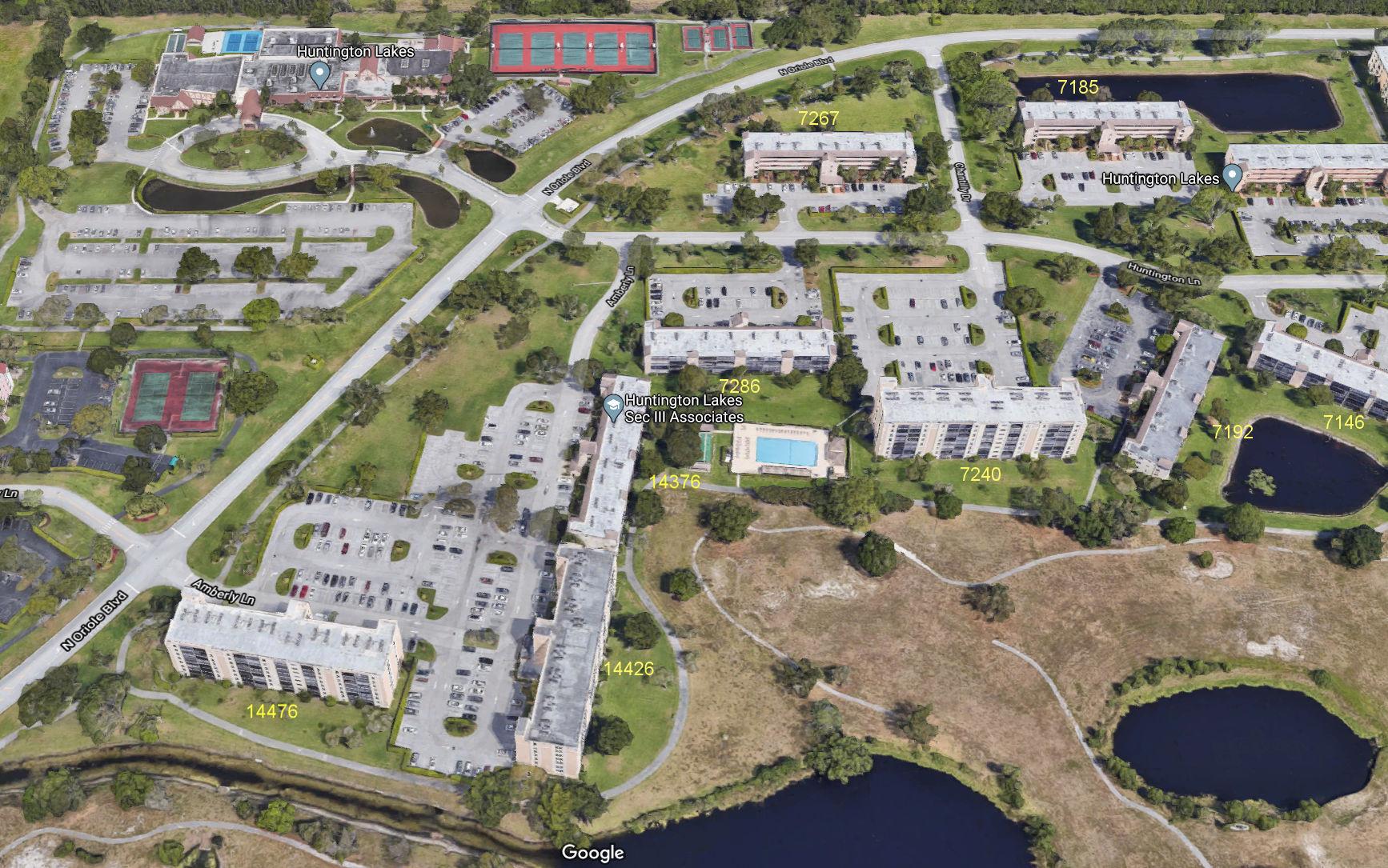 Aerial photo of Huntington Lakes III