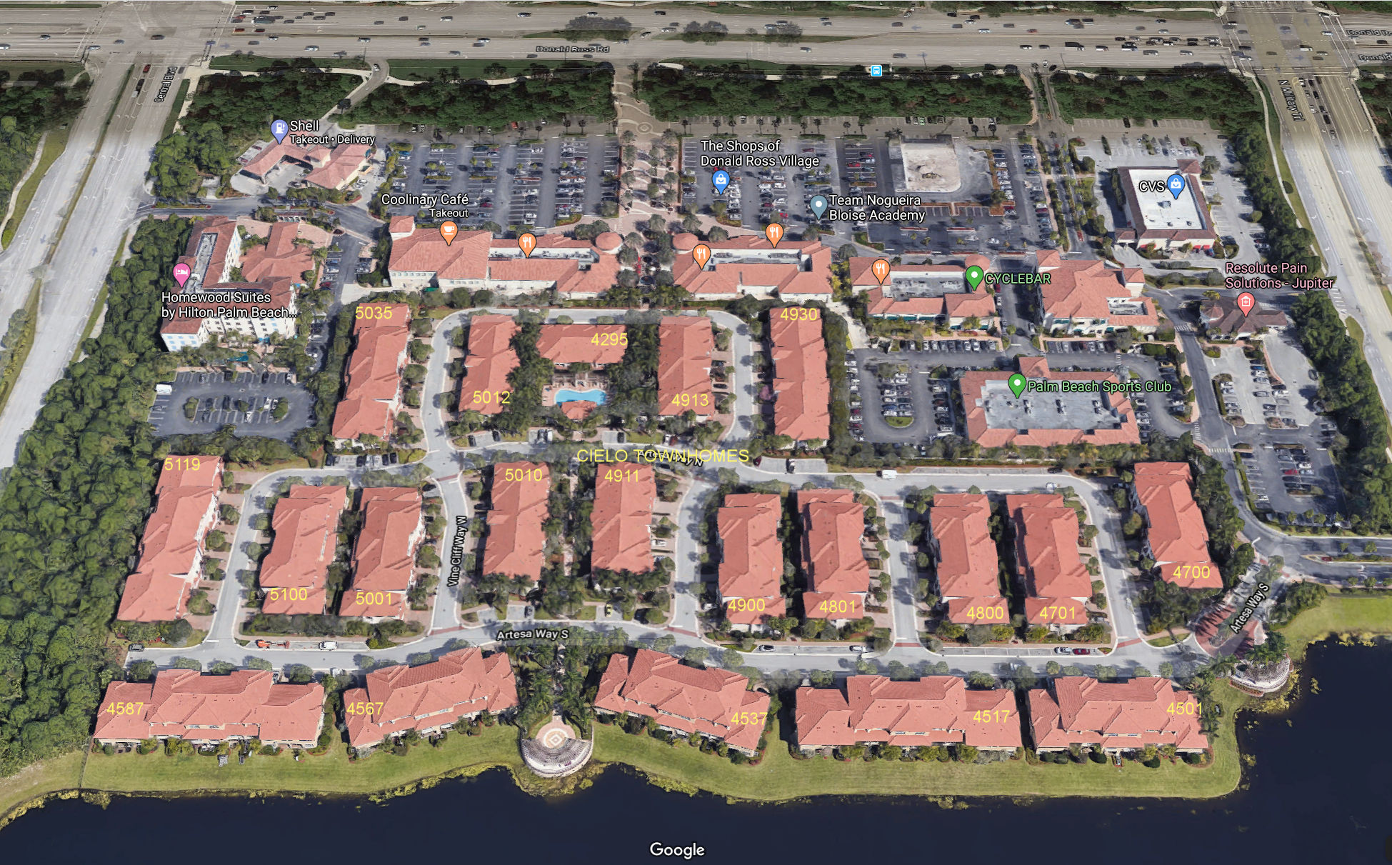 Aerial photo of Cielo Townhomes