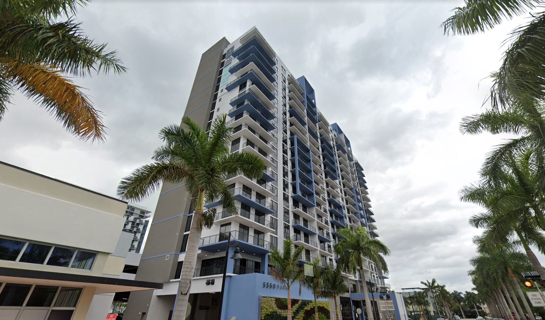 Aerial photo of 5350 Park