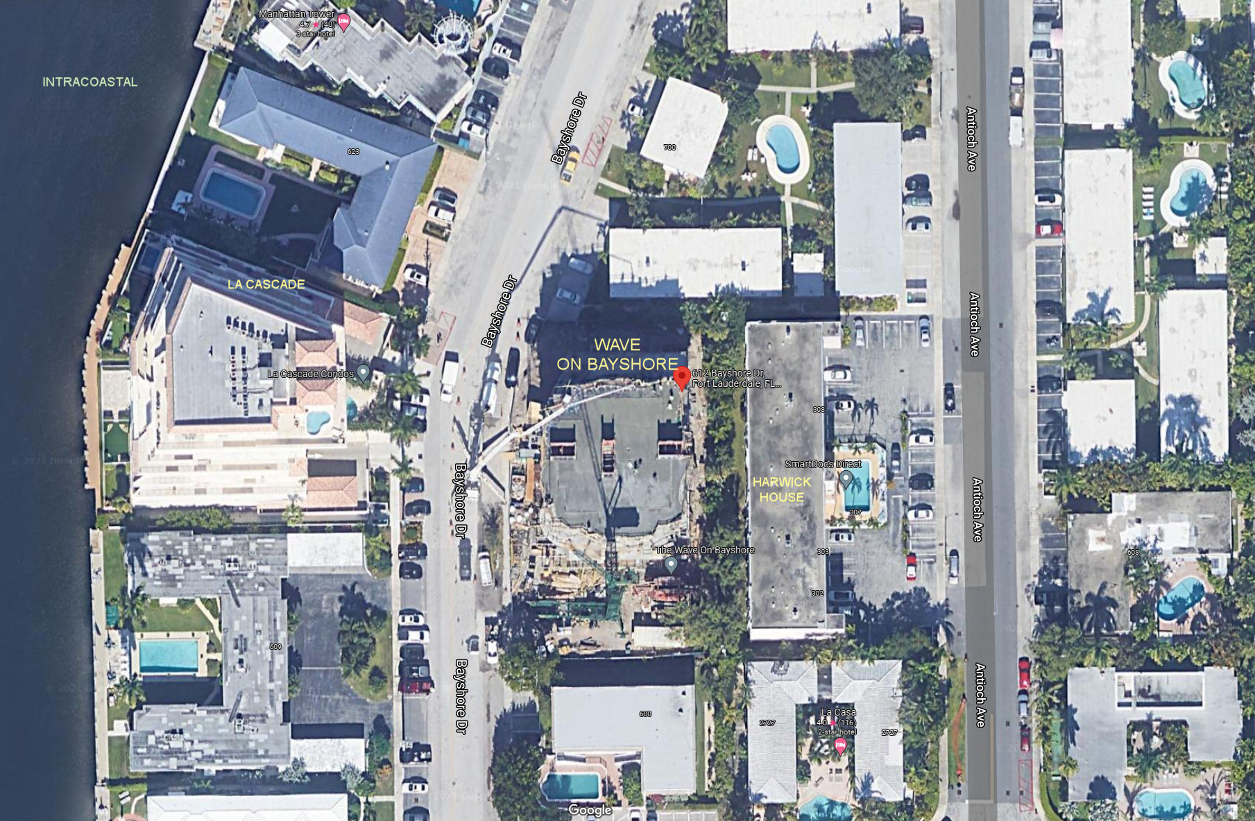 Aerial photo of Wave on Bayshore (The)