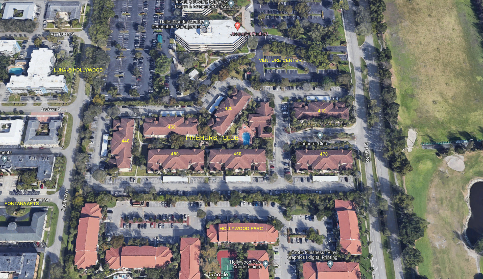 Aerial photo of Pinehurst Club (410 to 470)