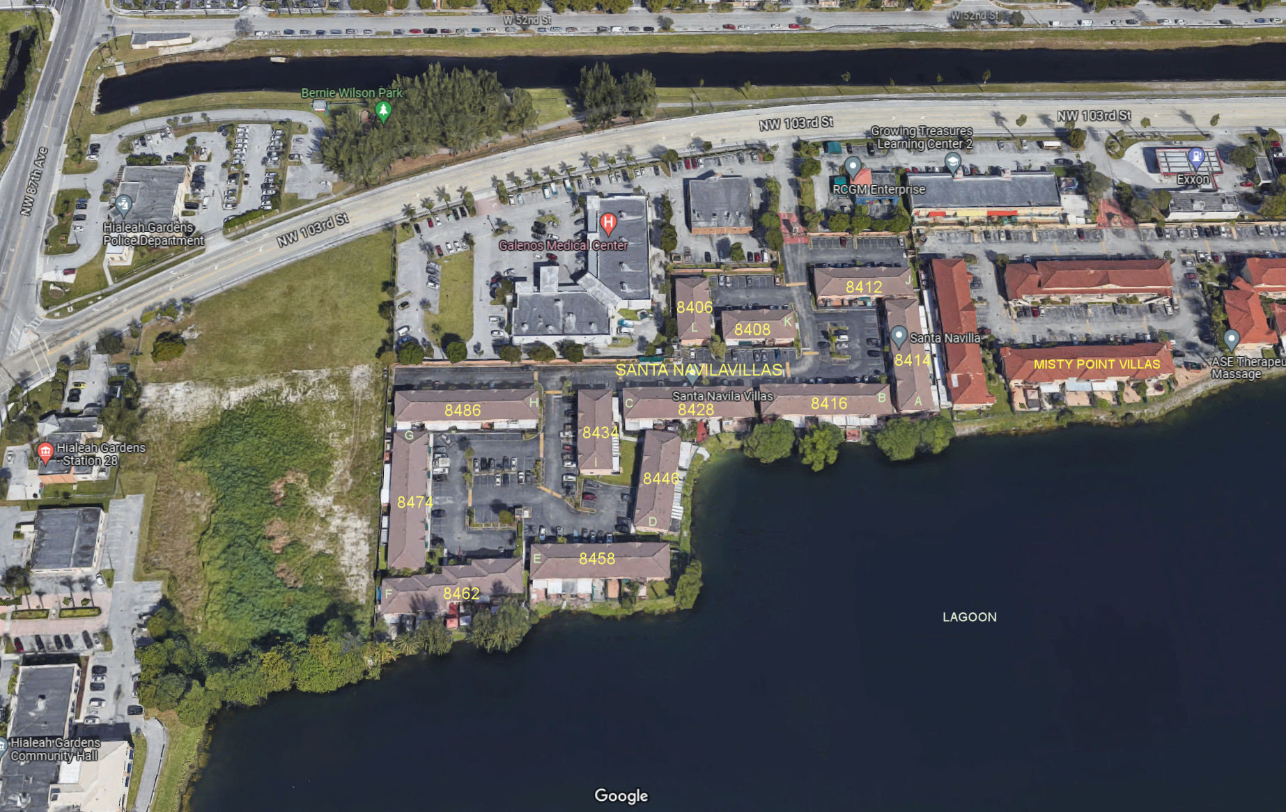 Aerial photo of Santa Navila Villas