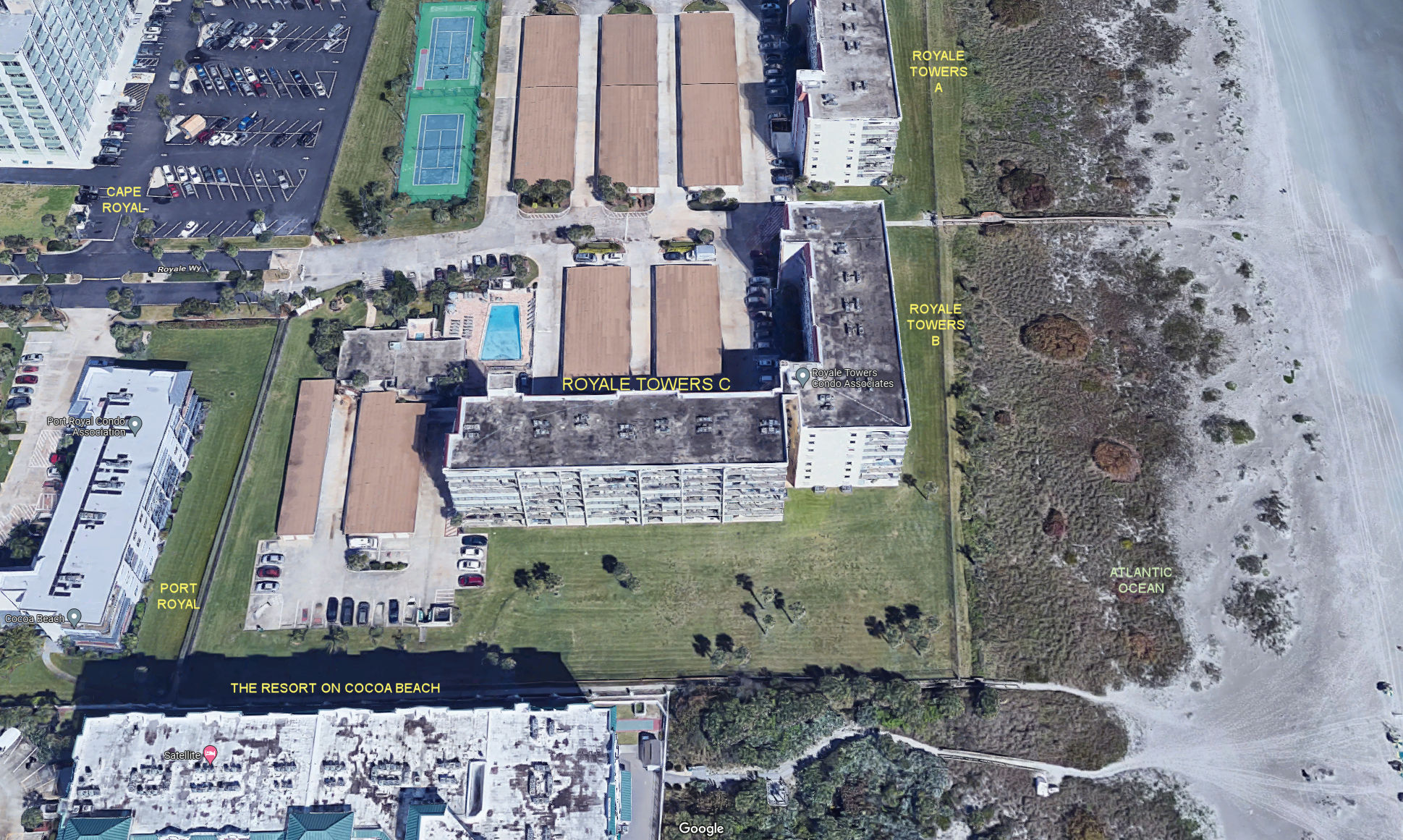 Aerial photo of Royale Towers 1