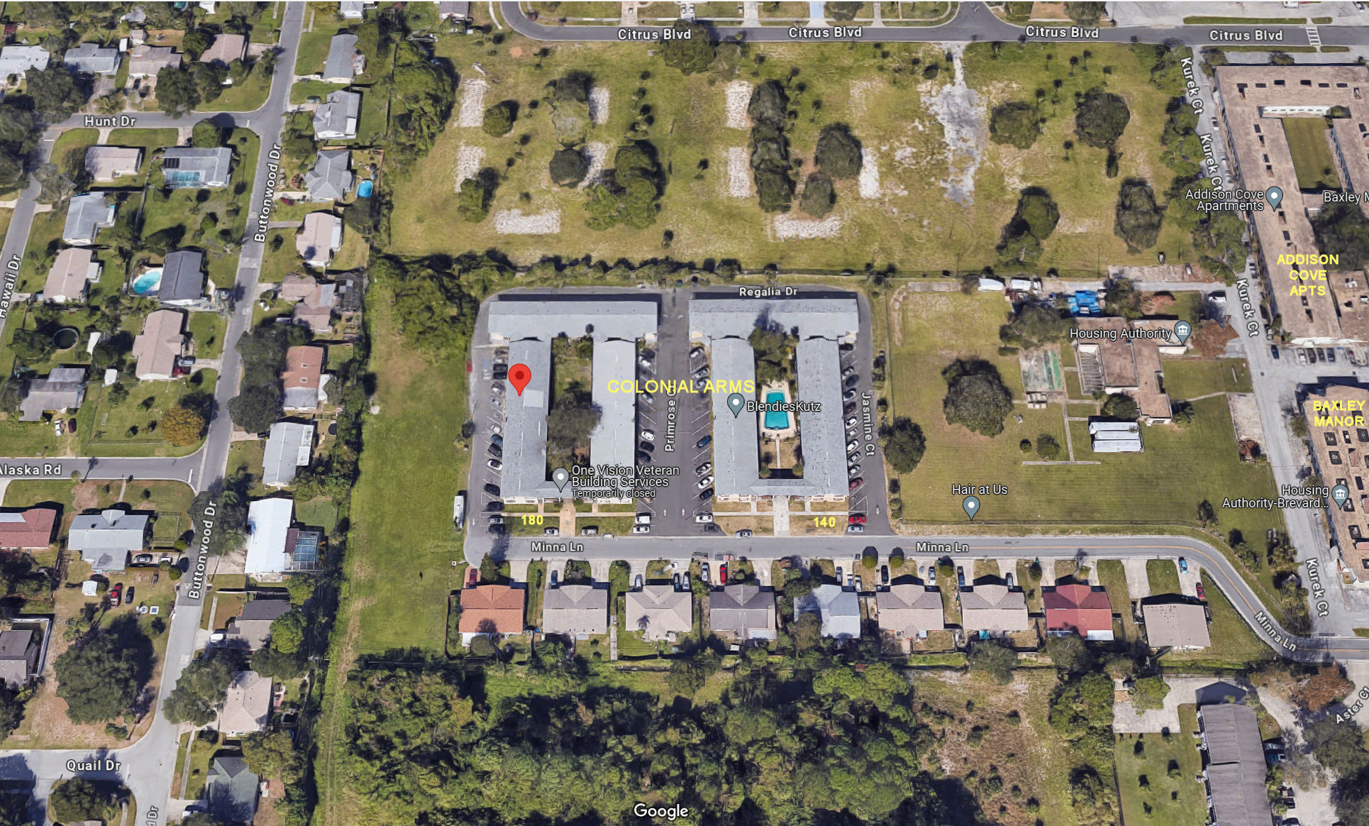 Aerial photo of Colonial Arms 140&180