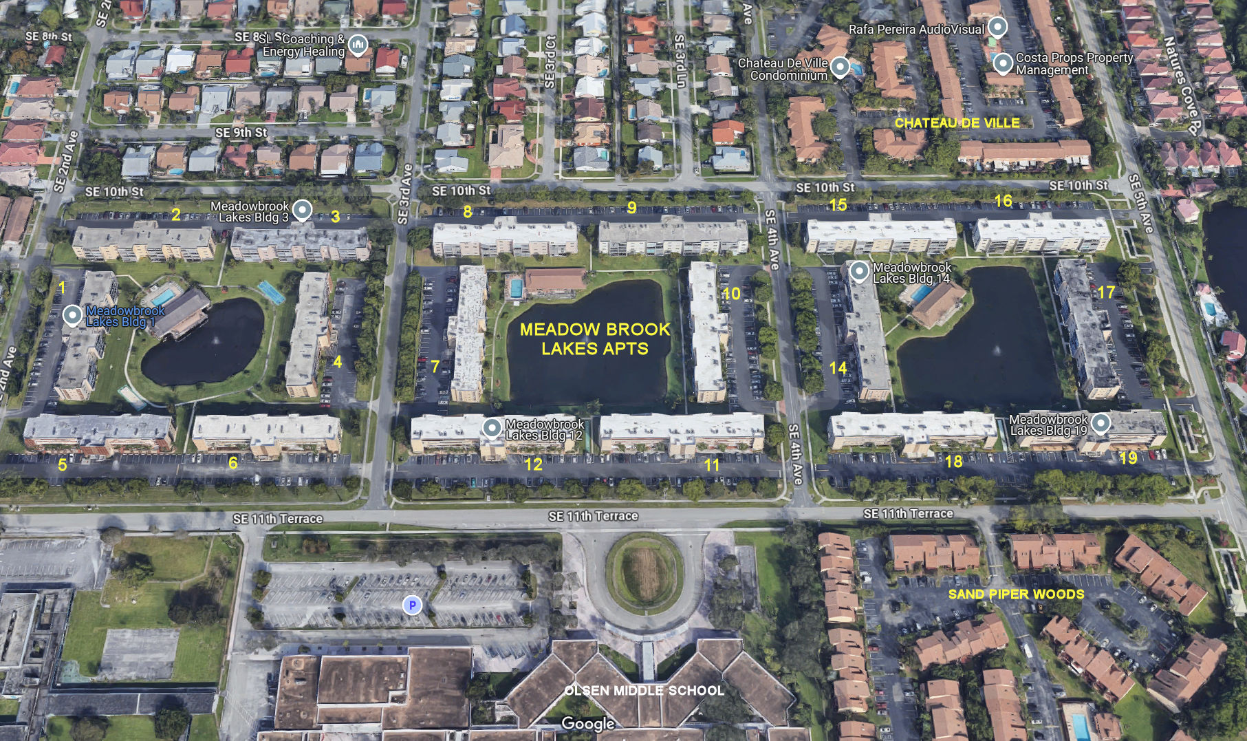 Aerial photo of Meadowbrook Lakes Apartments (1-19)